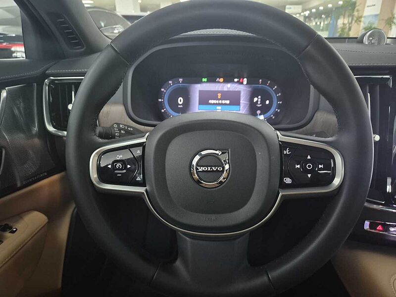 Volvo Ultimate, B5 마일드 하이브리드, 가솔린, 브라이트