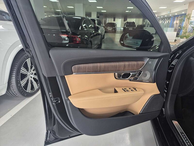 Volvo Ultimate, B5 마일드 하이브리드, 가솔린, 브라이트