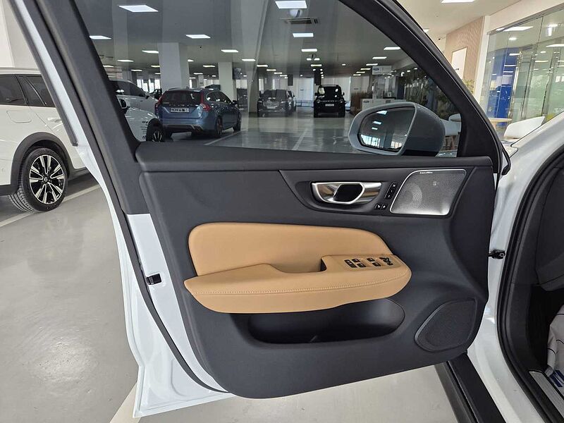 Volvo  Ultra, B5 AWD 마일드 하이브리드, 가솔린, 브라이트