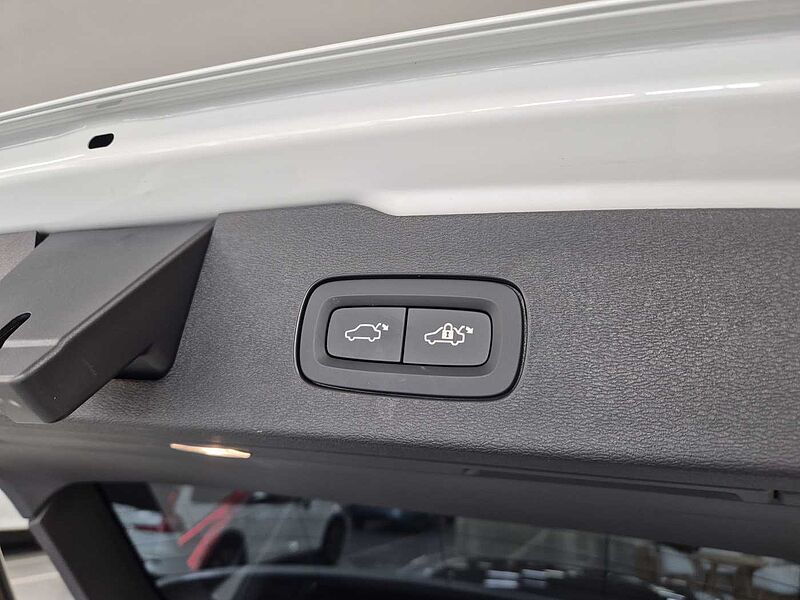 Volvo  Ultra, B5 AWD 마일드 하이브리드, 가솔린, 브라이트