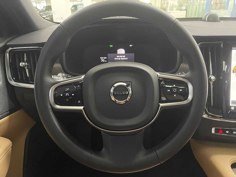 Volvo  Ultra, B5 AWD 마일드 하이브리드, 가솔린, 브라이트