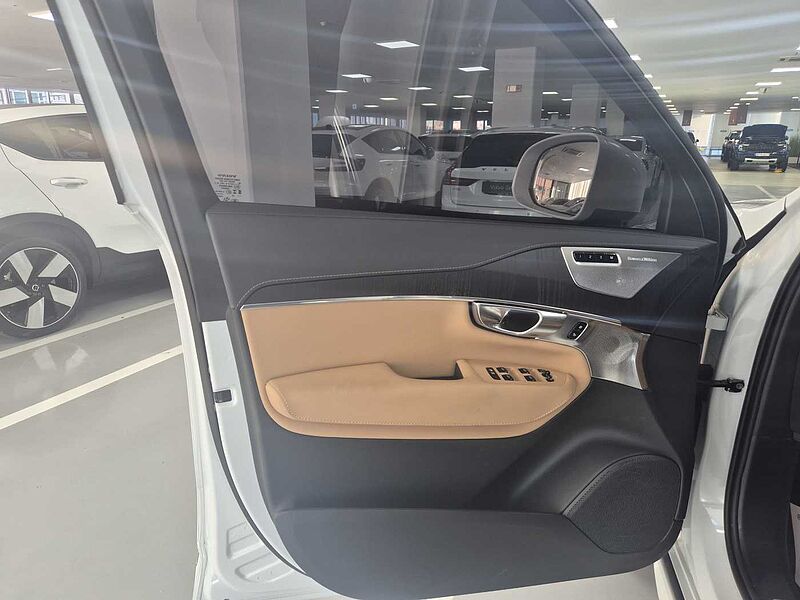 Volvo  Recharge Ultimate, T8 AWD 플러그-인 하이브리드, 전기/가솔린, 브라이트, 7 좌석