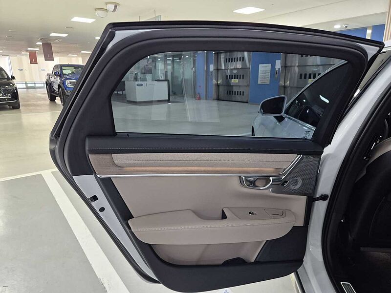 Volvo  Ultra, B5 마일드 하이브리드, 가솔린, 브라이트