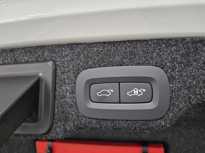 Volvo  Ultra, B5 마일드 하이브리드, 가솔린, 브라이트