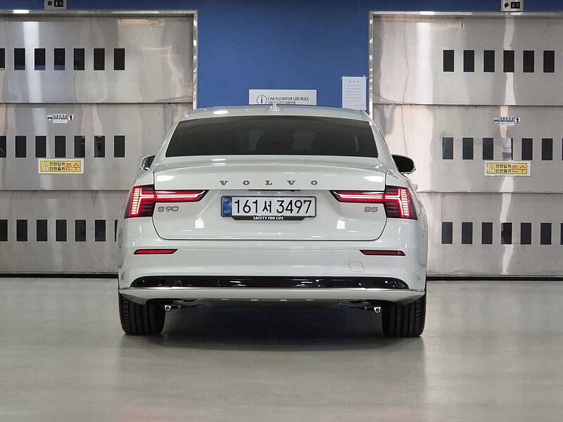 Volvo  Ultra, B5 마일드 하이브리드, 가솔린, 브라이트