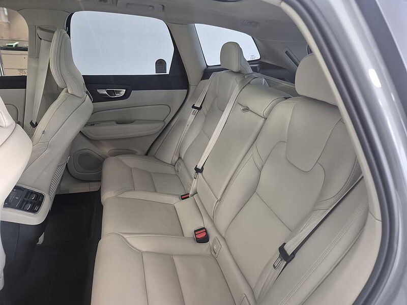 Volvo Ultra, B5 AWD 마일드 하이브리드, 가솔린, 브라이트