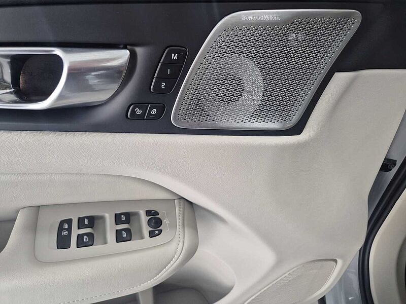 Volvo Ultra, B5 AWD 마일드 하이브리드, 가솔린, 브라이트