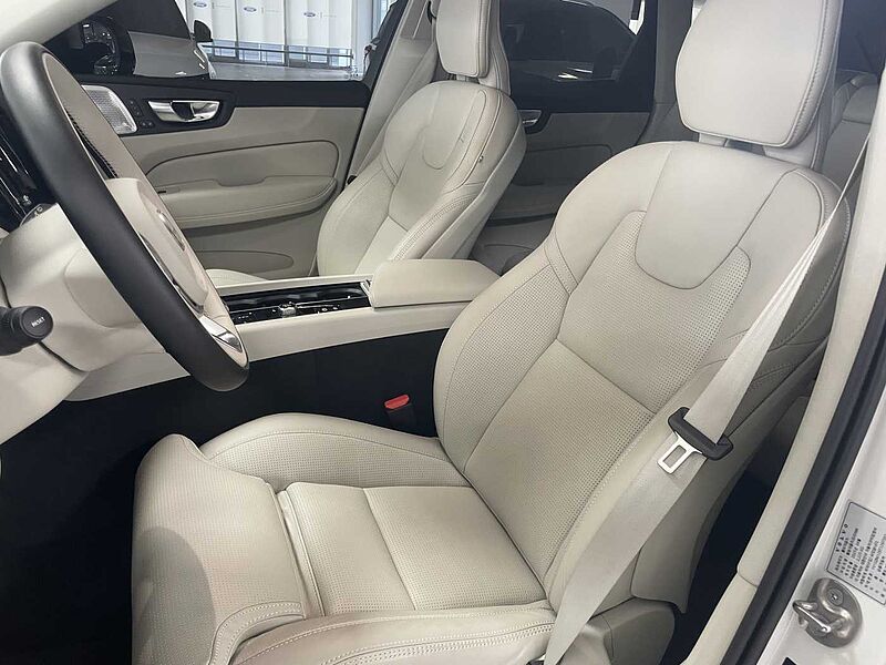 Volvo  Ultra, B5 AWD 마일드 하이브리드, 가솔린, 다크