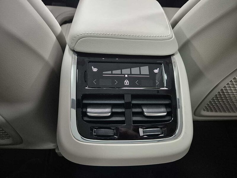 Volvo  Ultra, B5 AWD 마일드 하이브리드, 가솔린, 다크