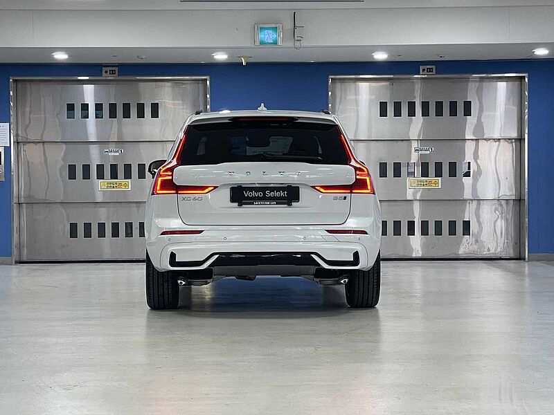 Volvo  Ultra, B5 AWD 마일드 하이브리드, 가솔린, 다크