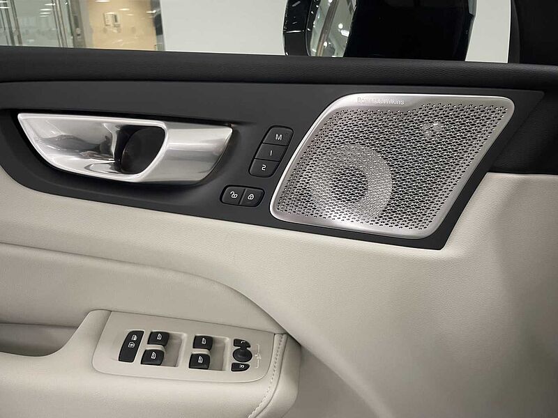 Volvo  Ultra, B5 AWD 마일드 하이브리드, 가솔린, 브라이트