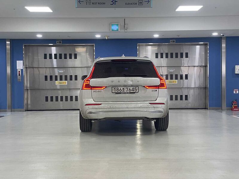 Volvo  Ultra, B5 AWD 마일드 하이브리드, 가솔린, 브라이트