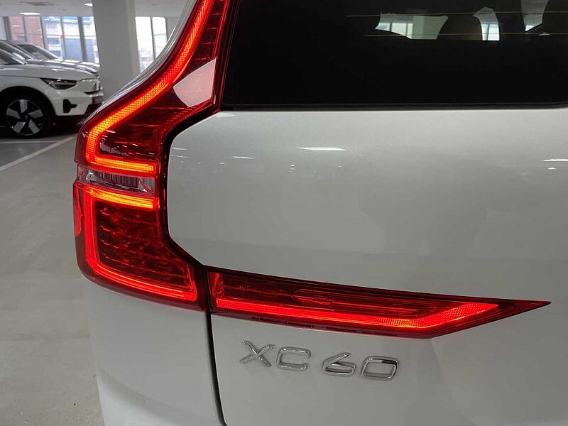 Volvo  Ultra, B5 AWD 마일드 하이브리드, 가솔린, 브라이트