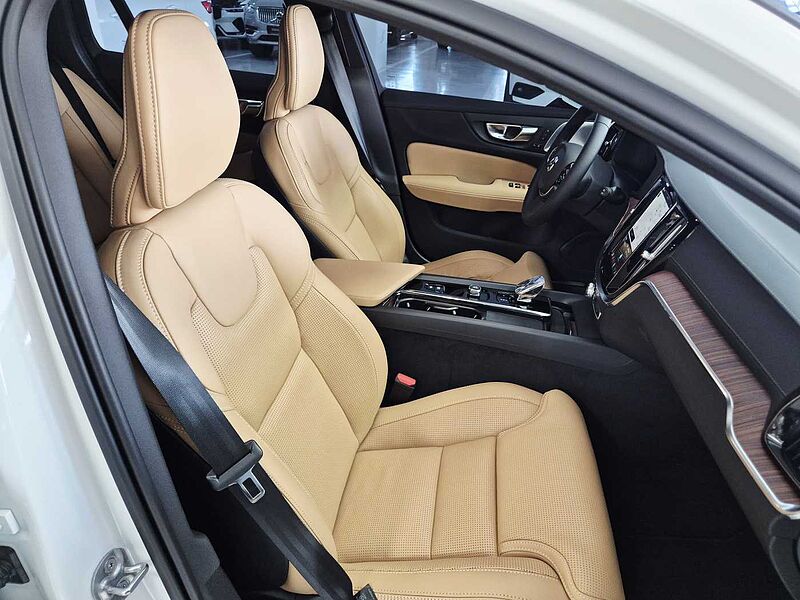 Volvo  Ultra, B5 AWD 마일드 하이브리드, 가솔린, 브라이트