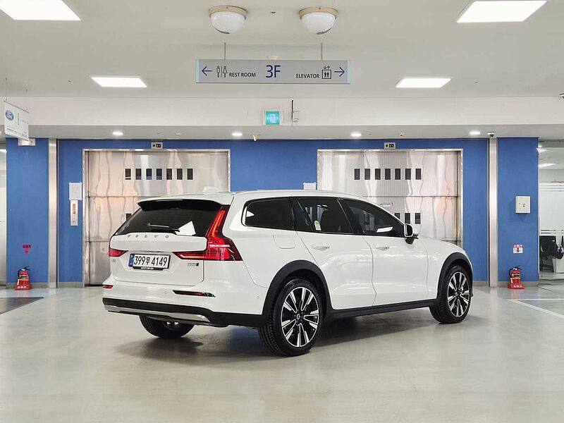 Volvo  Ultra, B5 AWD 마일드 하이브리드, 가솔린, 브라이트