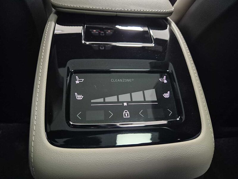 Volvo  Ultra, T8 AWD 플러그-인 하이브리드, 전기/가솔린, 브라이트