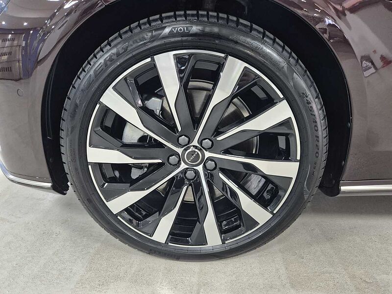 Volvo  Ultra, T8 AWD 플러그-인 하이브리드, 전기/가솔린, 브라이트