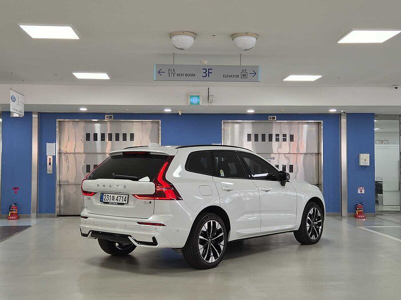 Volvo  Ultra, B5 AWD 마일드 하이브리드, 가솔린, 다크
