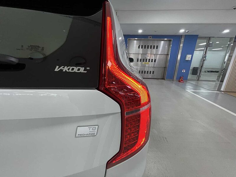 Volvo  Recharge Ultimate, T8 AWD 플러그-인 하이브리드, 전기/가솔린, 브라이트, 7 좌석