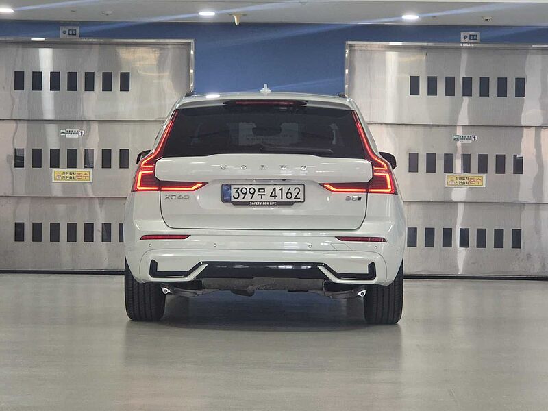 Volvo  Ultra, B5 AWD 마일드 하이브리드, 가솔린, 다크