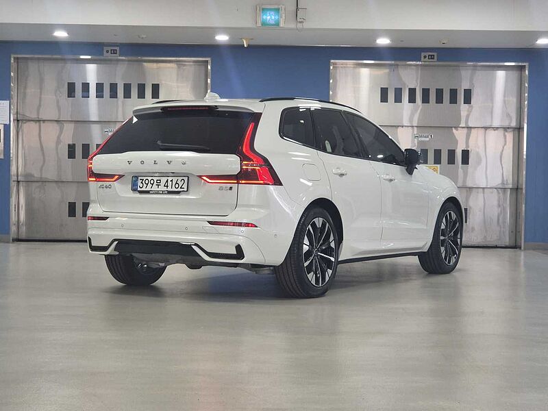 Volvo  Ultra, B5 AWD 마일드 하이브리드, 가솔린, 다크