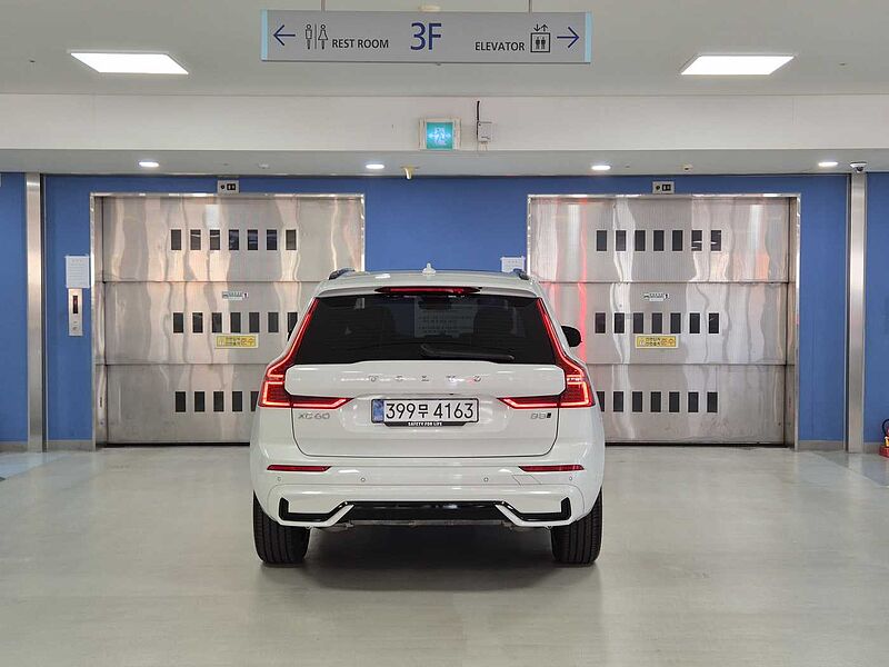 Volvo  Ultra, B5 AWD 마일드 하이브리드, 가솔린, 다크