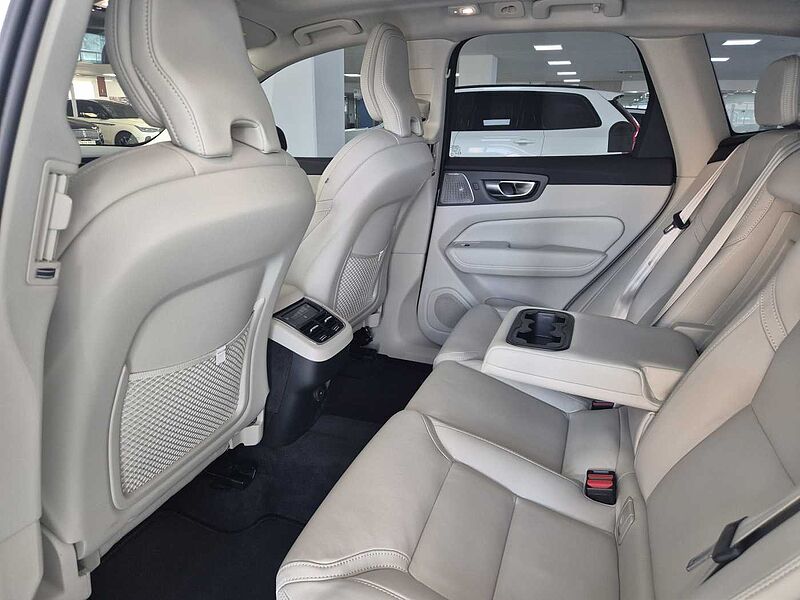 Volvo  Ultra, B5 AWD 마일드 하이브리드, 가솔린, 다크