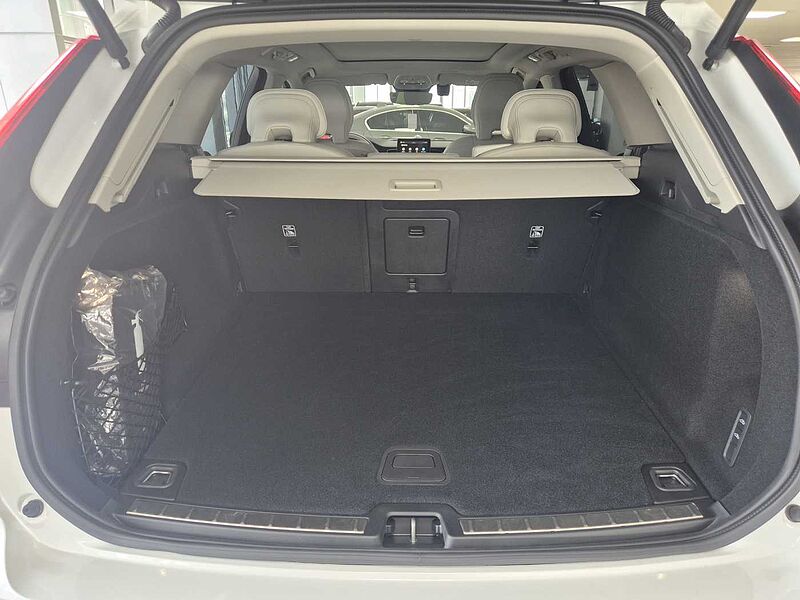 Volvo  Ultra, B5 AWD 마일드 하이브리드, 가솔린, 다크