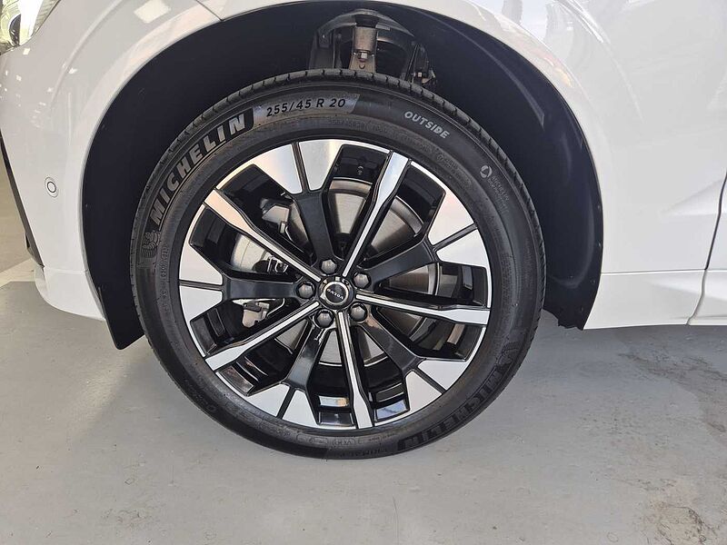 Volvo  Ultra, B5 AWD 마일드 하이브리드, 가솔린, 다크