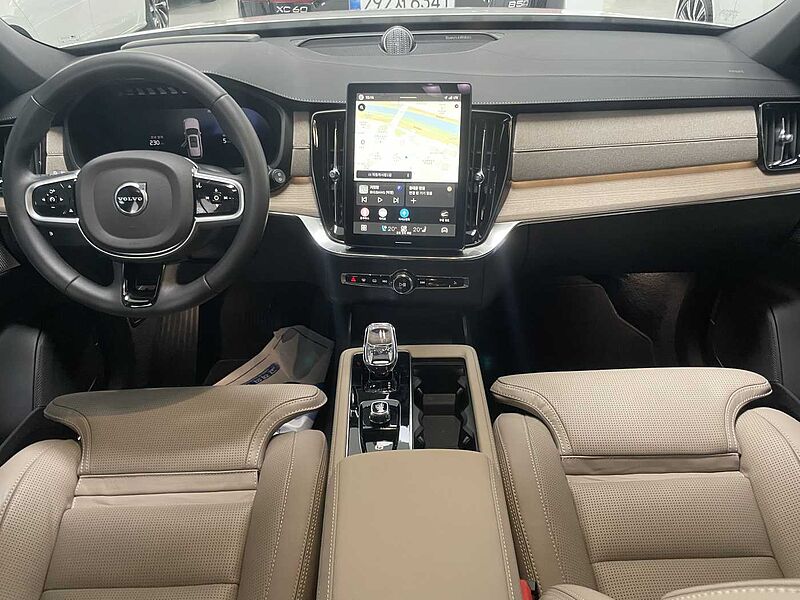 Volvo  Ultra, T8 AWD 플러그-인 하이브리드, 전기/가솔린, 브라이트, 7 좌석