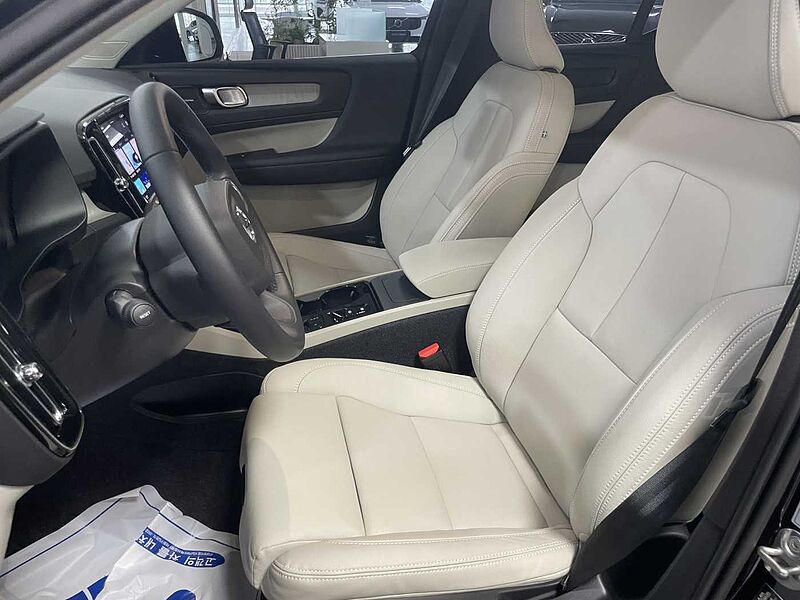 Volvo  Ultra, B4 AWD 마일드 하이브리드, 가솔린, 브라이트