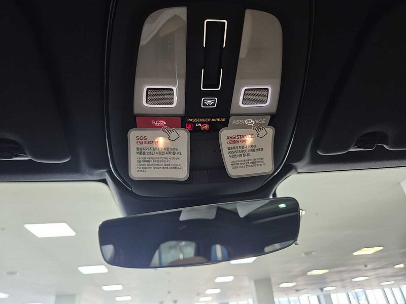 Volvo Ultra, T8 AWD 플러그-인 하이브리드, 전기/가솔린, 브라이트