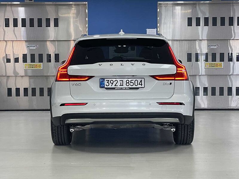 Volvo  Ultra, B5 AWD 마일드 하이브리드, 가솔린, 브라이트
