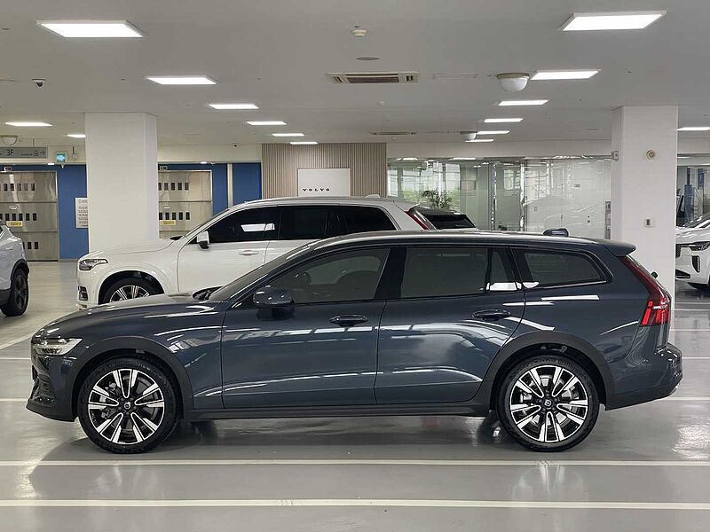 Volvo  Ultimate, B5 AWD 마일드 하이브리드, 가솔린, 브라이트