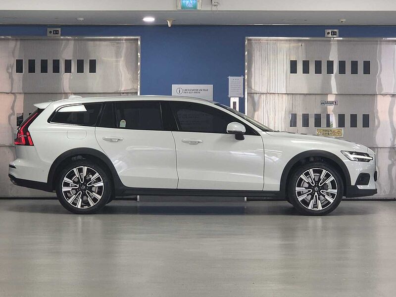 Volvo  Ultra, B5 AWD 마일드 하이브리드, 가솔린, 브라이트