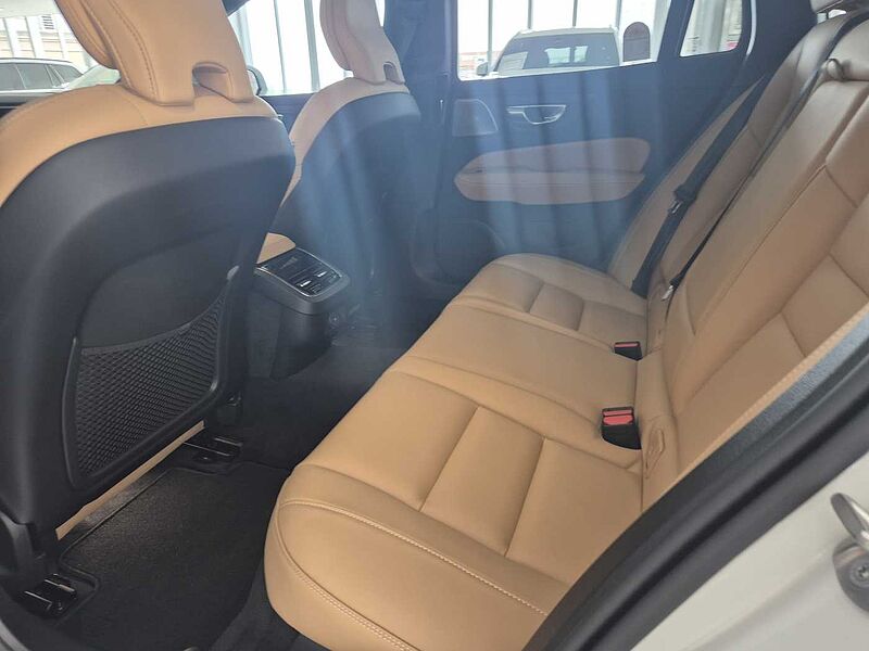 Volvo  Ultra, B5 AWD 마일드 하이브리드, 가솔린, 브라이트