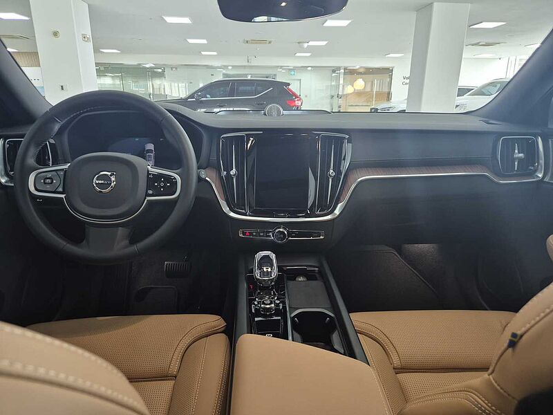 Volvo  Ultra, B5 AWD 마일드 하이브리드, 가솔린, 브라이트