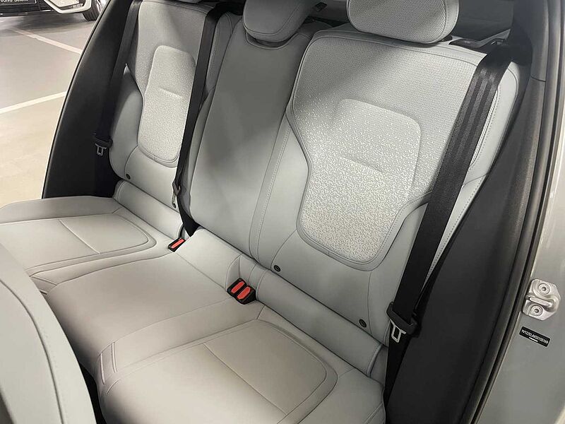 Volvo  Ultra, Single Motor Extended Range, 순수 전기