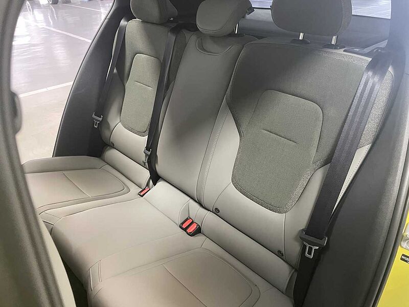 Volvo  Ultra, Single Motor Extended Range, 순수 전기
