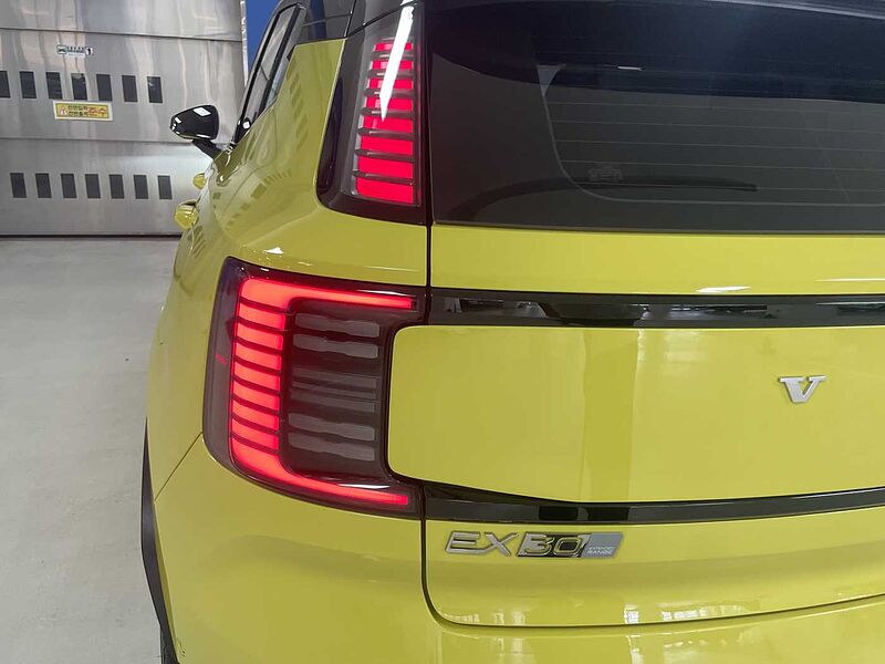 Volvo  Ultra, Single Motor Extended Range, 순수 전기