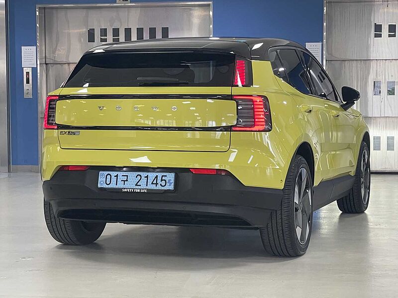 Volvo  Ultra, Single Motor Extended Range, 순수 전기