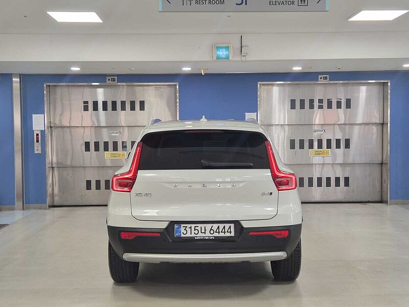 Volvo  Ultra, B4 AWD 마일드 하이브리드, 가솔린, 브라이트