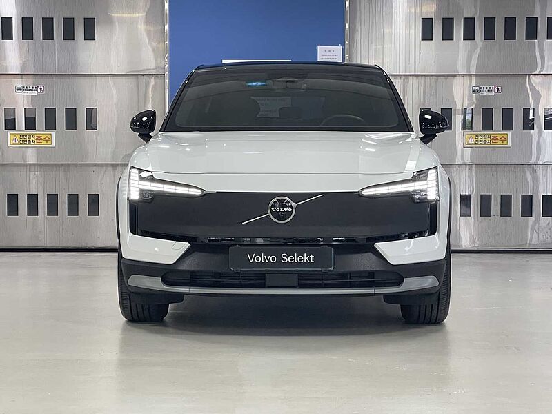 Volvo  Ultra, Twin Motor Performance, 순수 전기