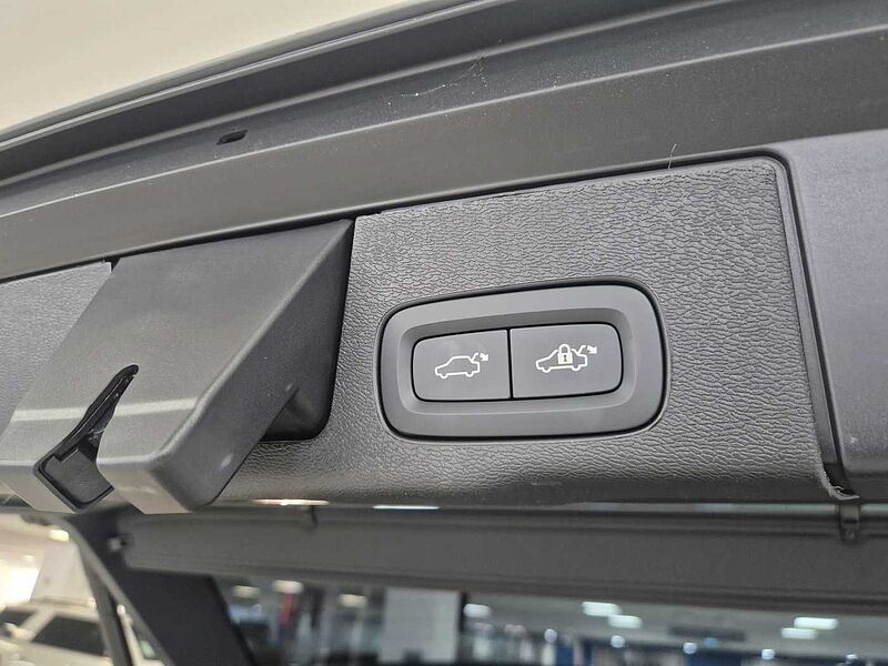 Volvo  Ultra, B5 AWD 마일드 하이브리드, 가솔린, 다크