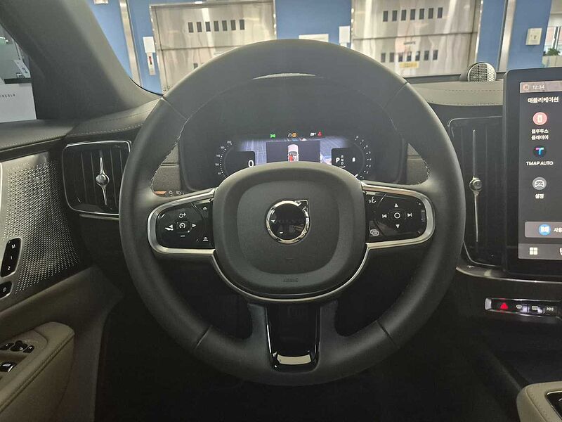 Volvo Ultra, B5 마일드 하이브리드, 가솔린, 브라이트
