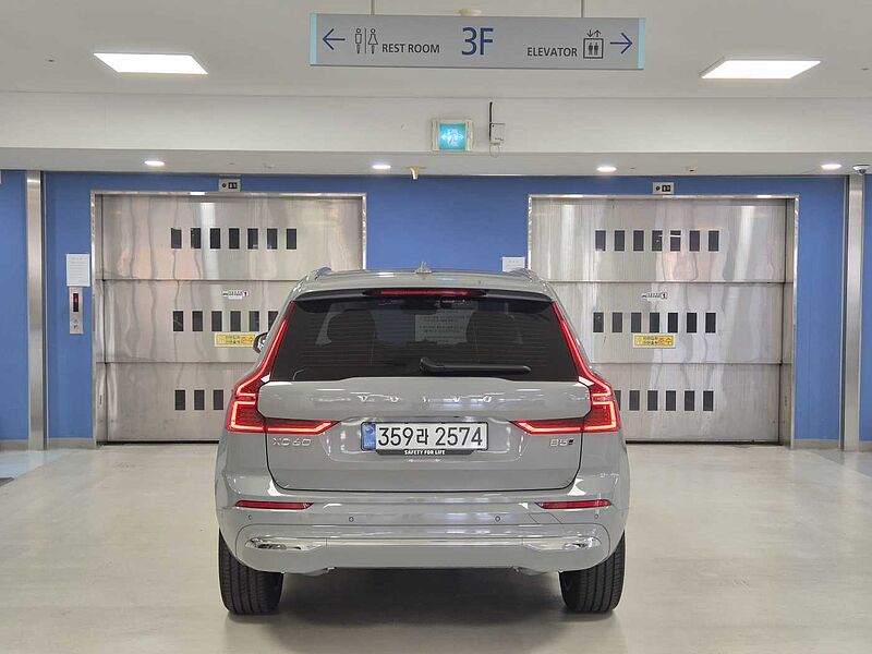 Volvo  Ultra, B5 AWD 마일드 하이브리드, 가솔린, 브라이트
