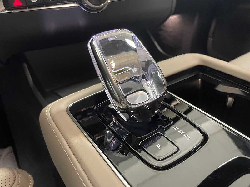 Volvo  Ultra, B6 AWD 마일드 하이브리드, 가솔린, 다크, 7 좌석