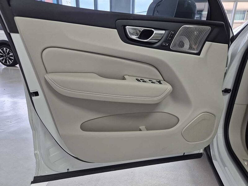 Volvo  Ultra, B5 AWD 마일드 하이브리드, 가솔린, 브라이트