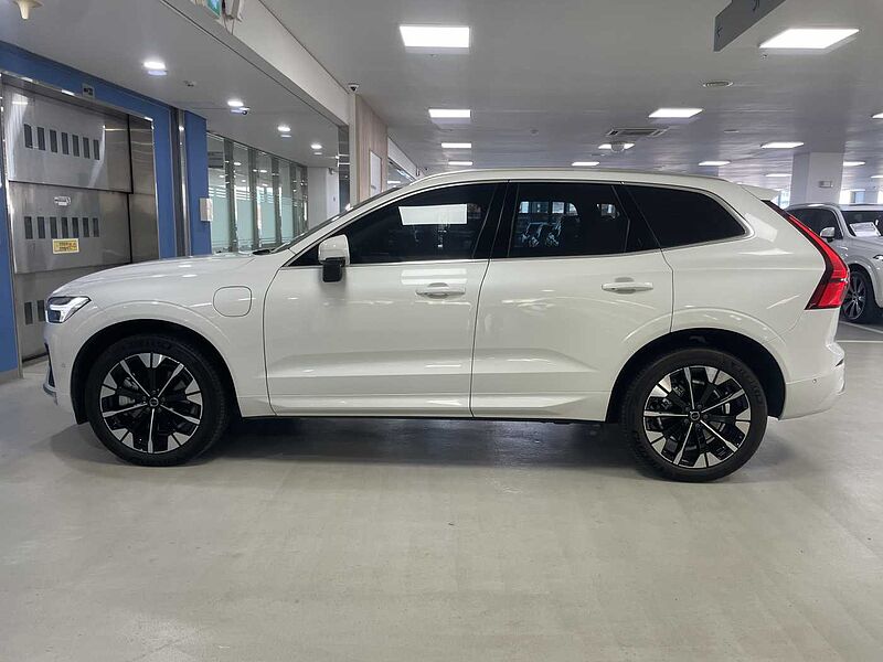 Volvo  Ultra, T8 AWD 플러그-인 하이브리드, 전기/가솔린, 브라이트