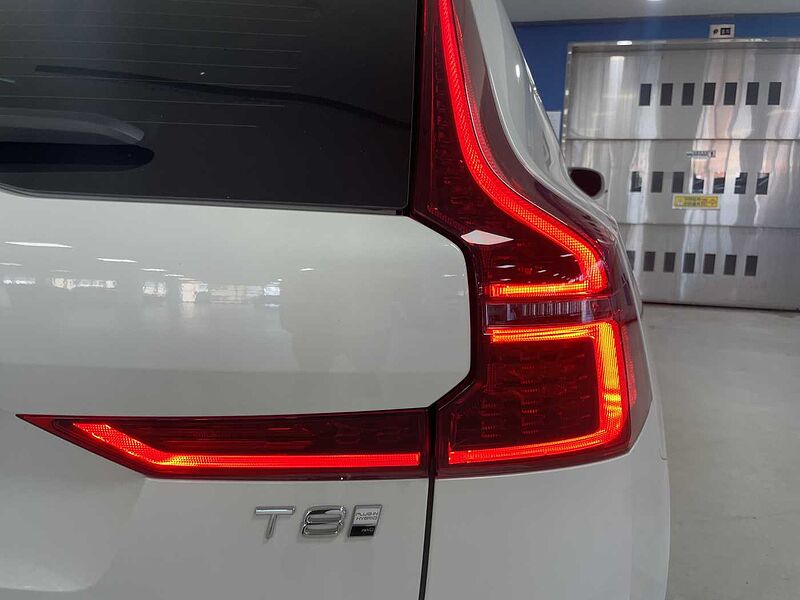 Volvo  Ultra, T8 AWD 플러그-인 하이브리드, 전기/가솔린, 브라이트